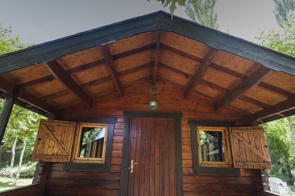 Camping & Bungalows Ligueerre De Cinca Екстериор снимка