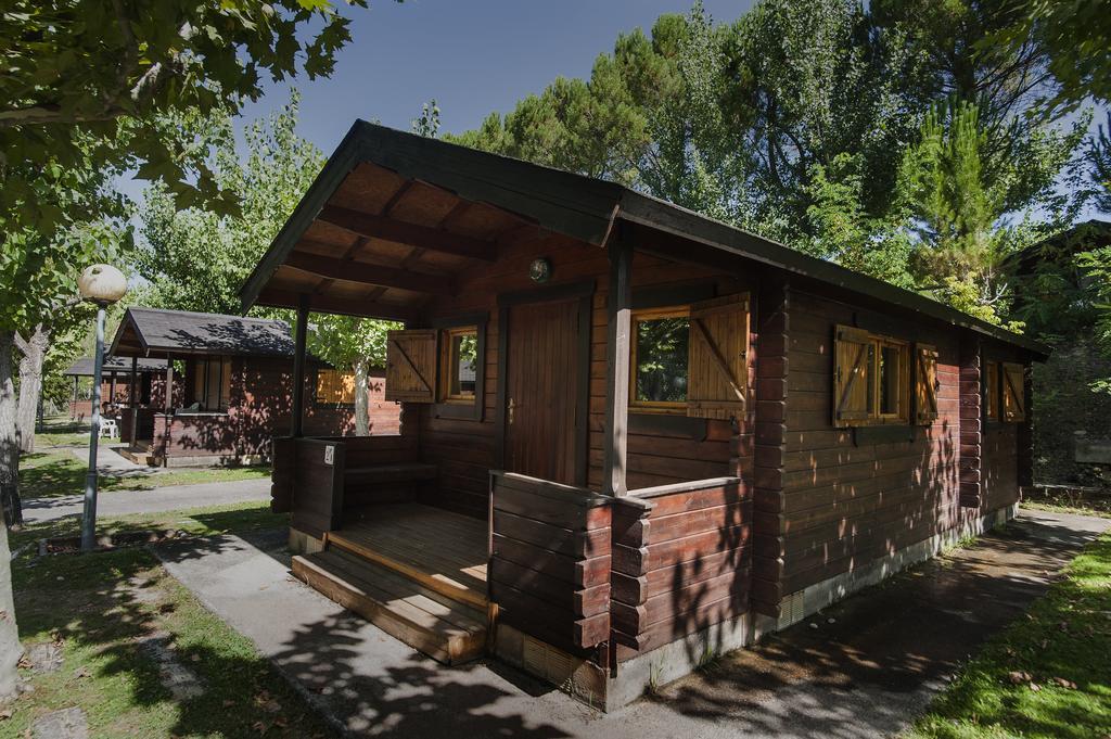 Camping & Bungalows Ligueerre De Cinca Екстериор снимка