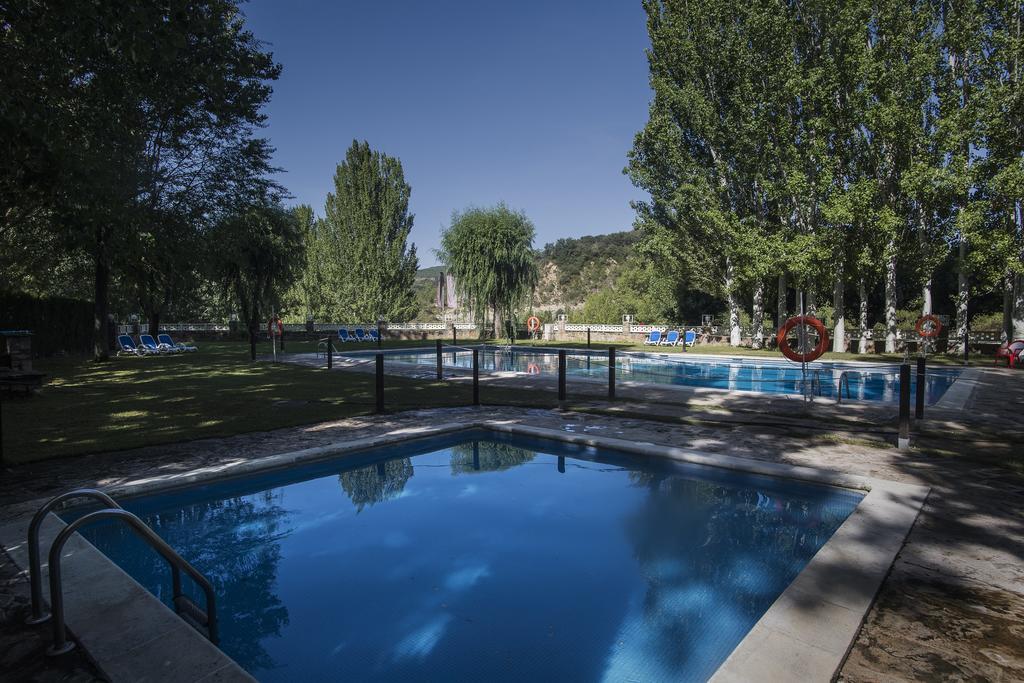 Camping & Bungalows Ligueerre De Cinca Екстериор снимка