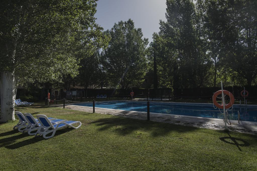 Camping & Bungalows Ligueerre De Cinca Екстериор снимка