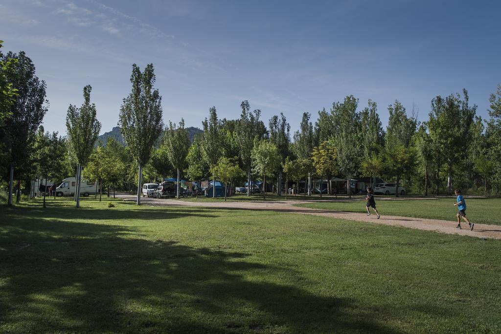 Camping & Bungalows Ligueerre De Cinca Екстериор снимка